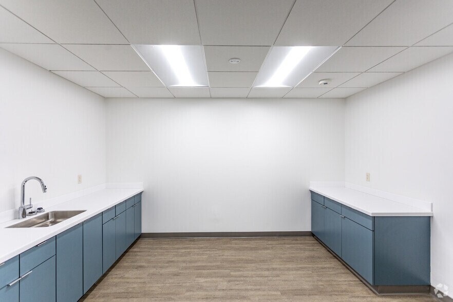 More Photos Of 2505 21st Ave S, Nashville Office For Lease