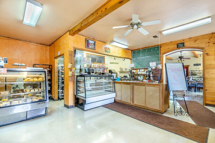 More Photos Of 14836 OR-38, Elkton Restaurant For Sale