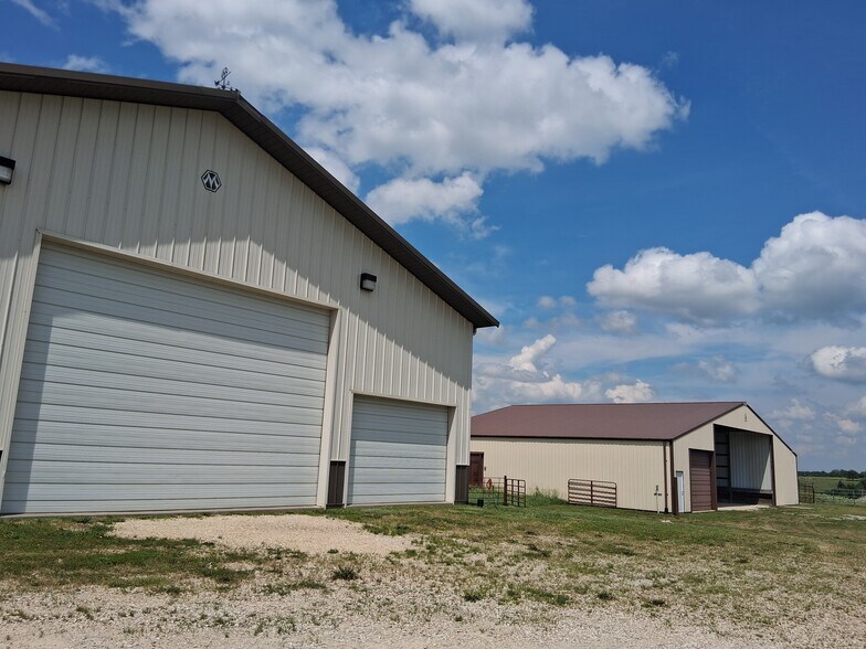More Photos Of 6841 E US Highway 56, Overbrook Land For Sale