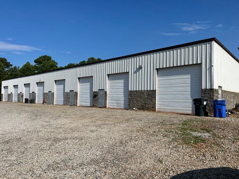 More Photos Of 66 Morrison St, Watkinsville Warehouse For Lease