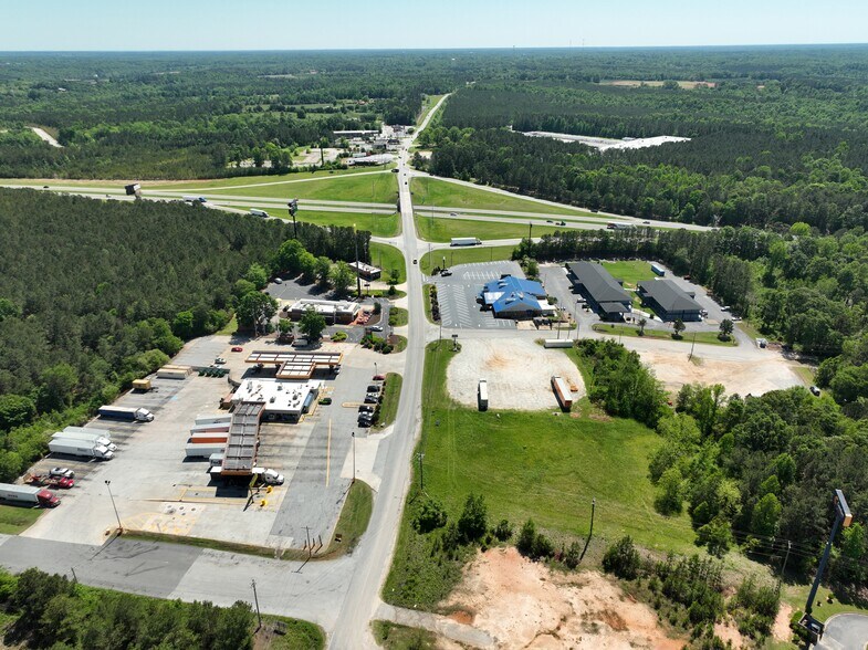 More Photos Of 12819 Highway 56, Clinton Restaurant For Lease