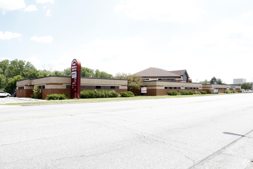 More Photos Of 3229 Broadway St, Gary Office For Lease