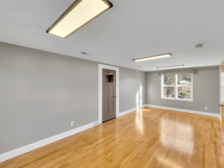 More Photos Of 1254 Pisgah Dr, Canton Specialty For Sale