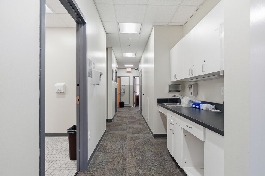 More Photos Of 14-20 Central Ave, Lynn Medical For Sale