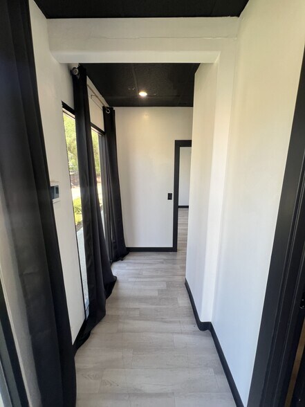More Photos Of 31780 Railroad Canyon Rd, Canyon Lake Unknown For Lease