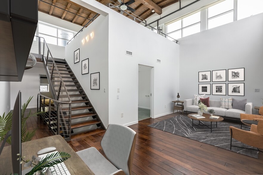 More Photos Of 2100 Abbot Kinney Blvd, Venice Office For Lease