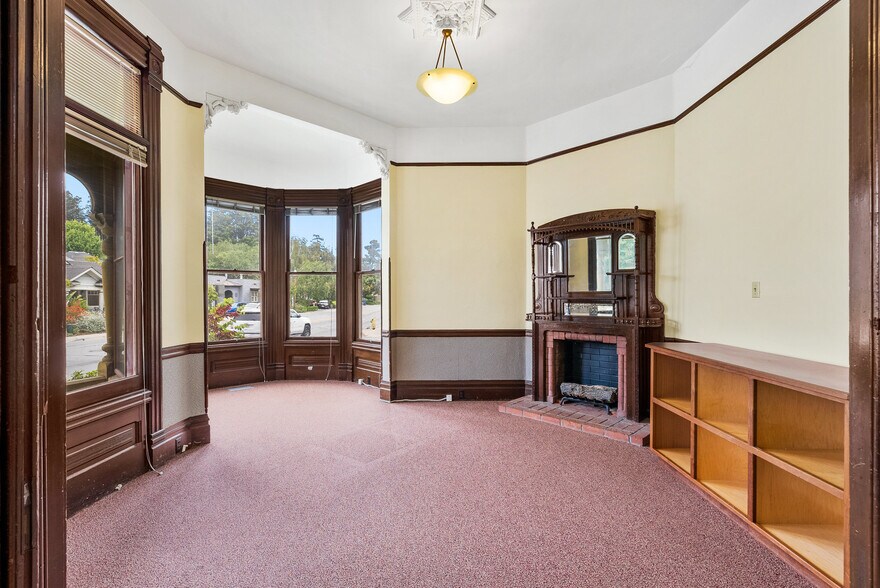 More Photos Of 603 Mission St, Santa Cruz Office For Sale