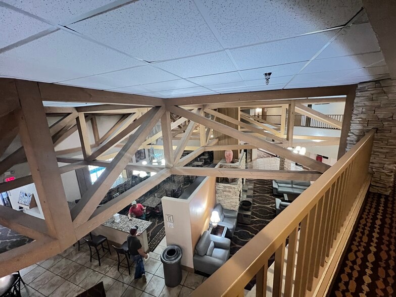 More Photos Of 560 Silverthorne Ln, Silverthorne Hotel For Sale