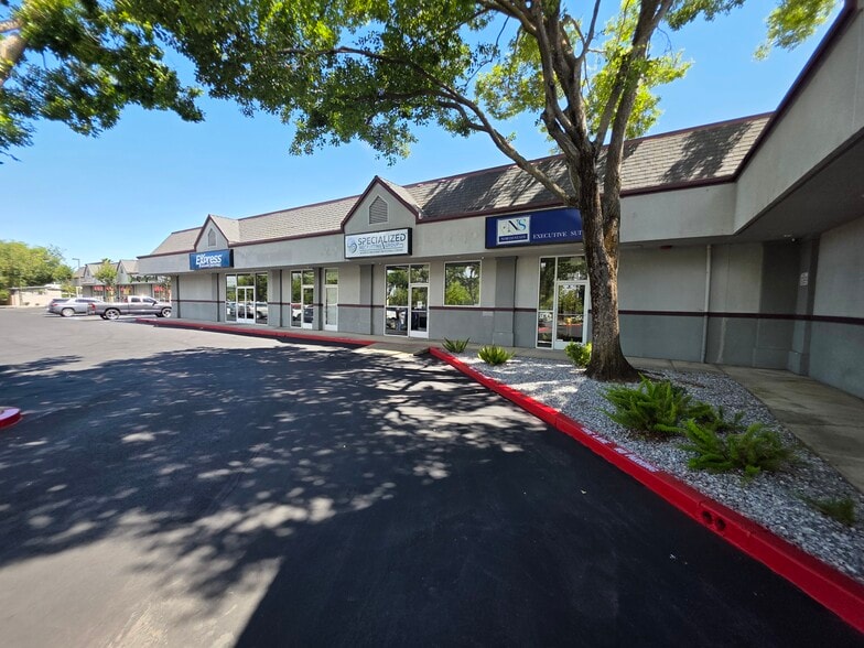 More Photos Of 870 W Onstott Frontage Rd, Yuba City Freestanding For Sale