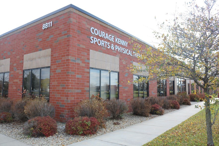 More Photos Of 8811 92nd St S, Cottage Grove Office For Lease