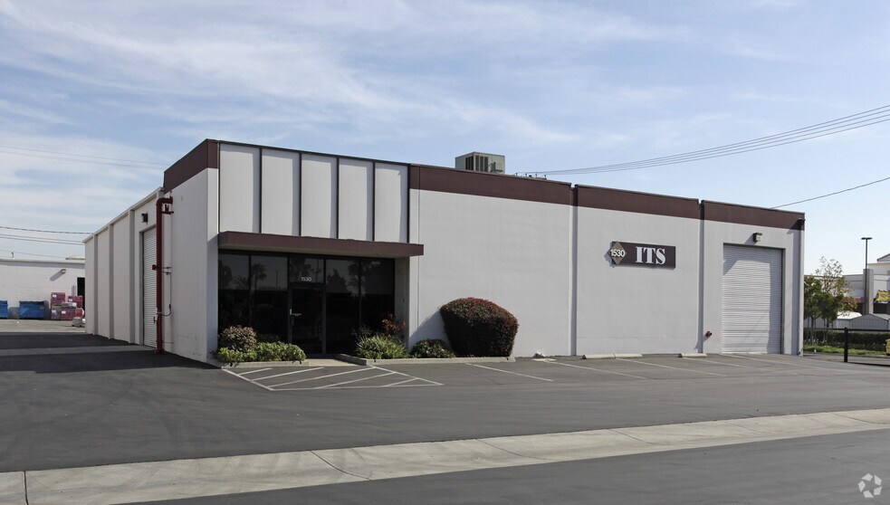 Primary Photo Of 1530 N Missile Way, Anaheim Warehouse For Lease