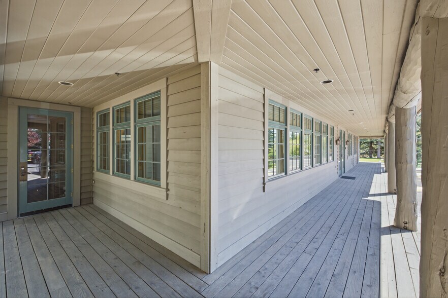 More Photos Of 1260 N West St, Wilson Office For Lease