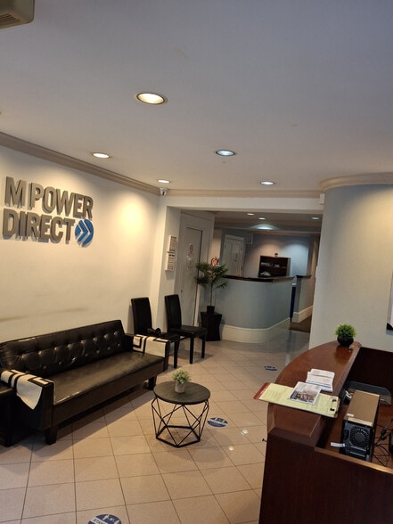 More Photos Of 315 N Charles St, Baltimore Office Residential For Sale