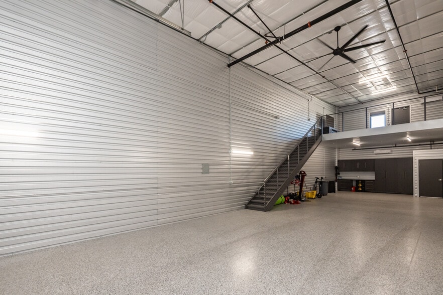 More Photos Of 3204 Sweetwater Ave, Lake Havasu City Self Storage For Sale