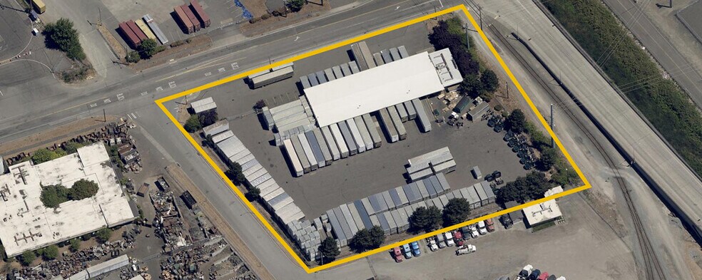 More Photos Of 1955 E Lincoln Ave, Tacoma Truck Terminal For Lease