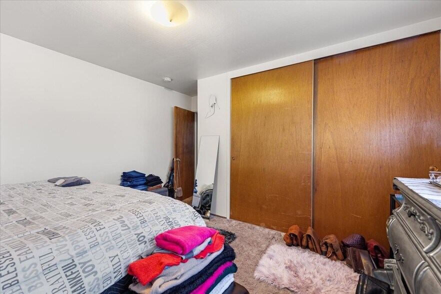 More Photos Of 236 Haas Ave, San Leandro Apartments For Sale