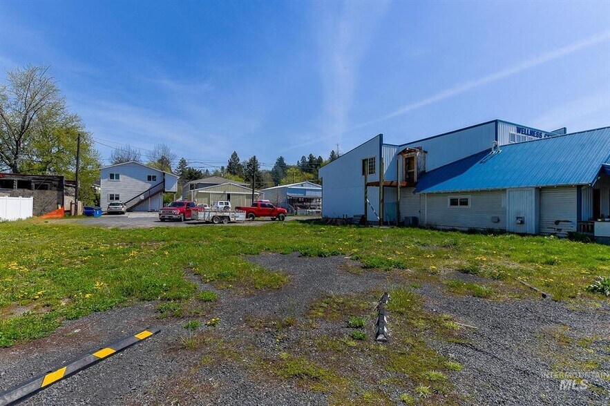 More Photos Of 324 N Main St, Moscow Land For Lease