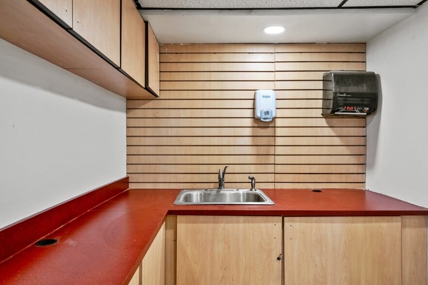 More Photos Of 520 Washington Ave, Dravosburg Warehouse For Sale