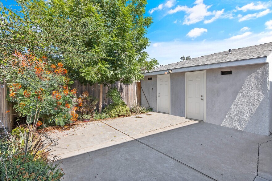 More Photos Of 909 E Noble Ave, Visalia Multifamily For Sale