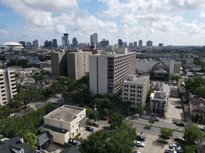 More Photos Of 1539 Jackson Ave, New Orleans Office Residential For Lease