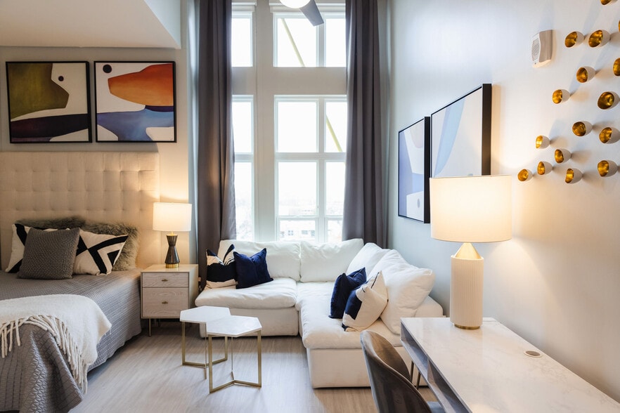 More Photos Of 1425 Winnifred St, Charlotte Apartments For Lease