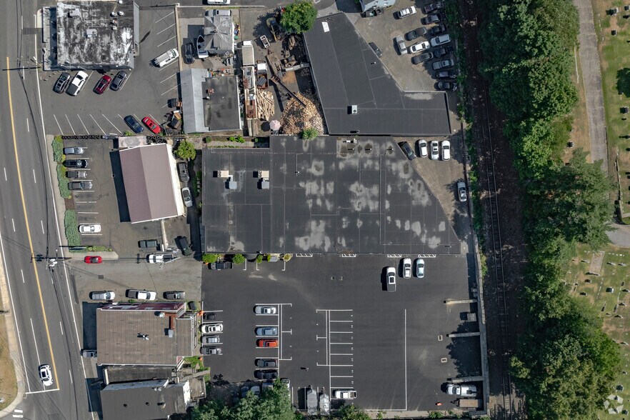 More Photos Of 225 Main St, Norwalk Manufacturing For Sale