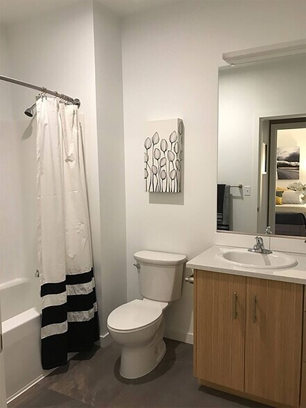 More Photos Of 3705 N Overlook Blvd, Portland Apartments For Sale