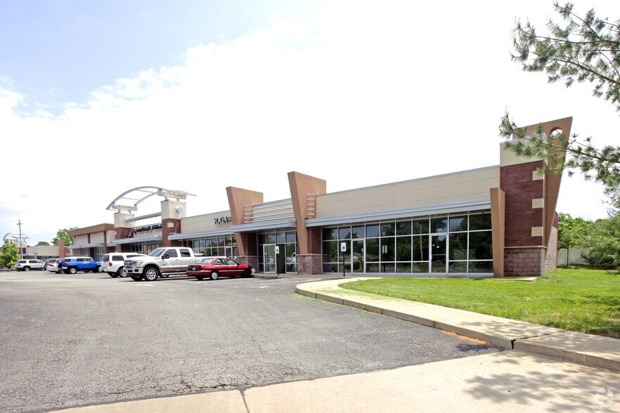 Primary Photo Of 7523 Mexico Rd, Saint Peters Unknown For Lease