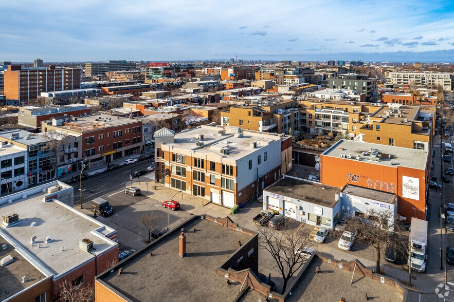 More Photos Of 7001-7035 Boul Saint-Laurent, Montréal Office For Lease