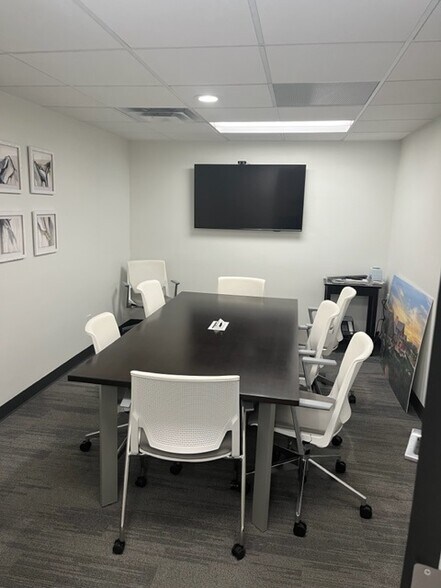 More Photos Of 413 Wilcox St, Castle Rock Office For Lease