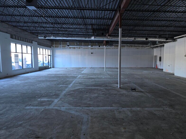 More Photos Of 3351 N Harlem Ave, Chicago Unknown For Lease