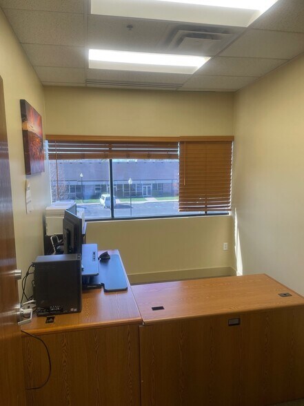 More Photos Of 476 Heritage Park Blvd, Layton Office For Lease