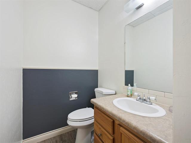 More Photos Of 130 E Aspen Ave, Fruita Office For Sale