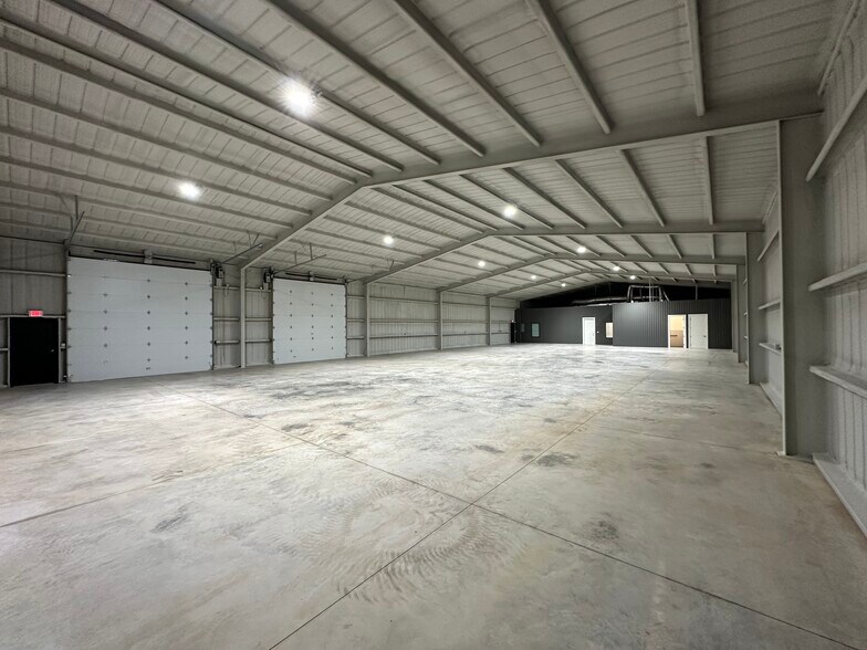 More Photos Of 9010 County Road 6820, Lubbock Industrial For Lease