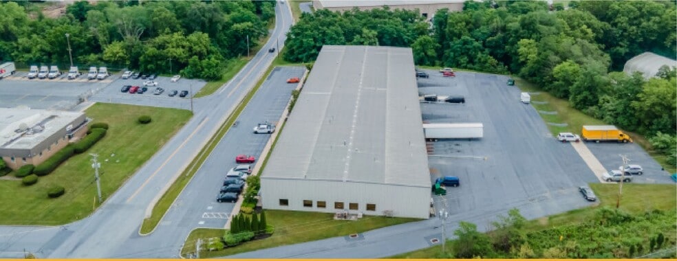 More Photos Of 1351 Eisenhower Blvd, Harrisburg Warehouse For Lease