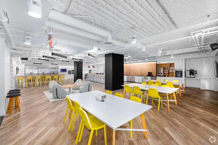More Photos Of 1015 15th St NW, Washington Coworking Space