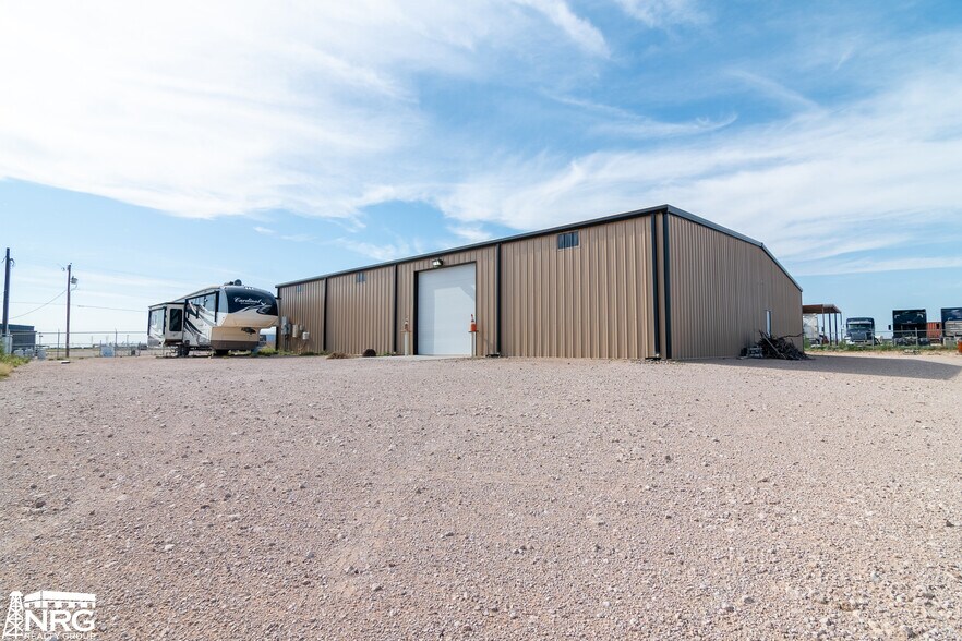More Photos Of 2550 Emmihoff, Odessa Manufacturing For Lease