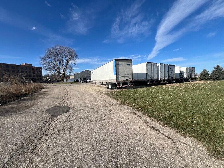 More Photos Of 2224 Northwestern Ave, Racine Warehouse For Sale