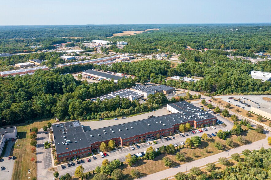 More Photos Of 42 Winter St, Pembroke Light Distribution For Lease