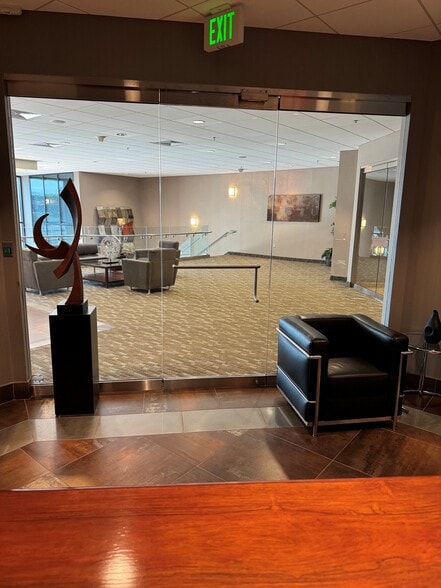 More Photos Of 7226 Lee Deforest Dr, Columbia Medical For Sale