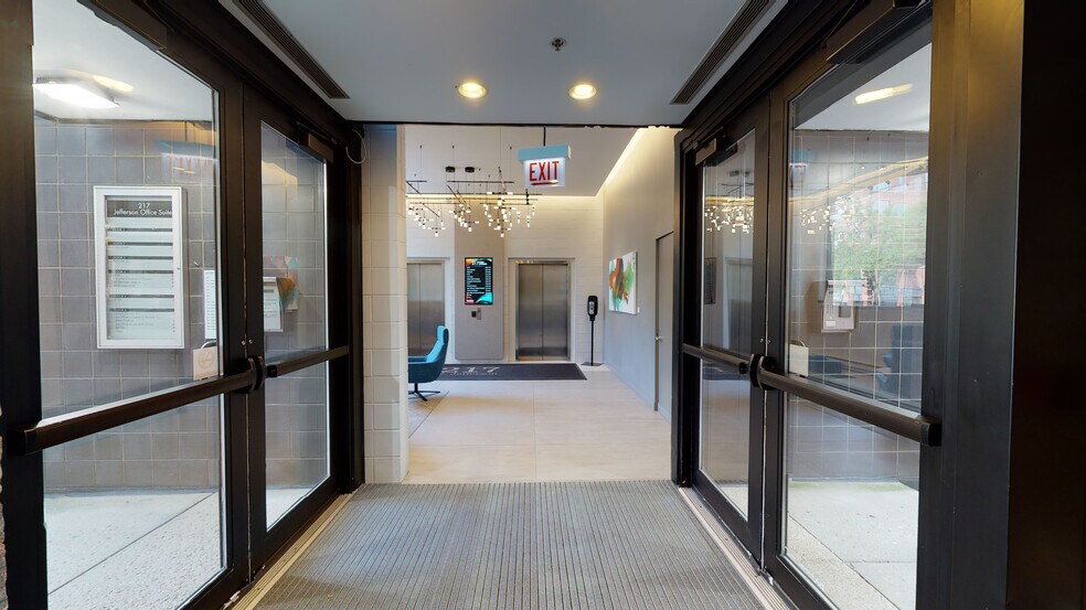 More Photos Of 217 N Jefferson St, Chicago Loft Creative Space For Lease