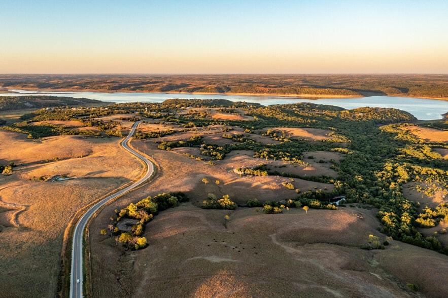 More Photos Of 0000 00000 Hi-View Dr, Manhattan Land For Sale