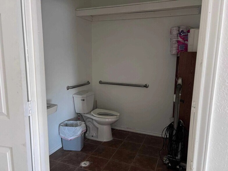 More Photos Of , Del Rio Unknown For Sale