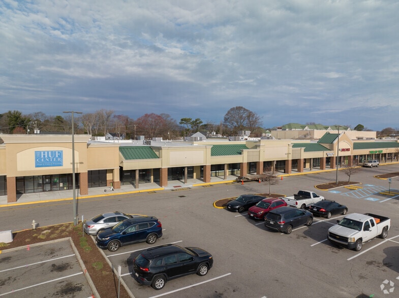 More Photos Of 7525 Tidewater Dr, Norfolk Freestanding For Lease