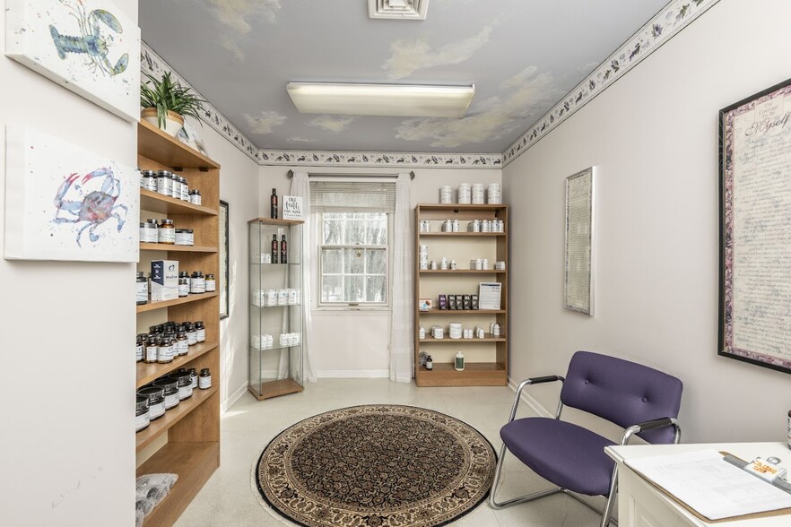 More Photos Of 11 Woodland Rd, Madison Medical For Sale