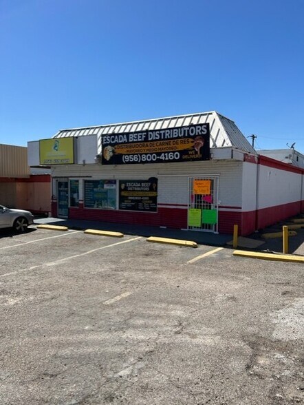 More Photos Of 1112 S 23rd St, McAllen Freestanding For Sale