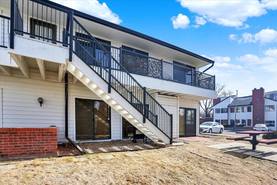 More Photos Of 1201 S Parker Rd, Denver Medical For Sale