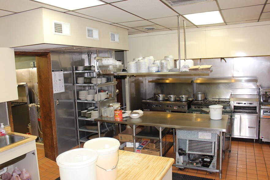 More Photos Of 725 Main St, Wintersville Restaurant For Sale