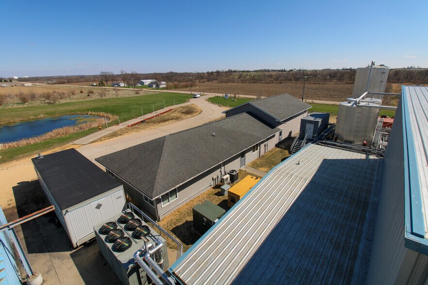 More Photos Of 5640 44th Ave S, Clinton Industrial For Sale