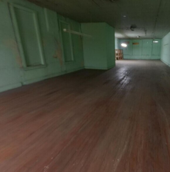 More Photos Of 115 E Main St, Lebanon Storefront Retail Office For Sale